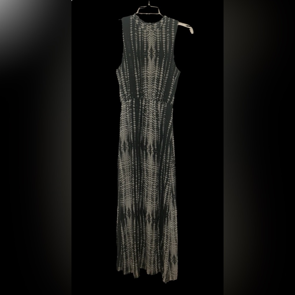 🔥2/$20🔥Freeway Black and Gray Maxi Dress